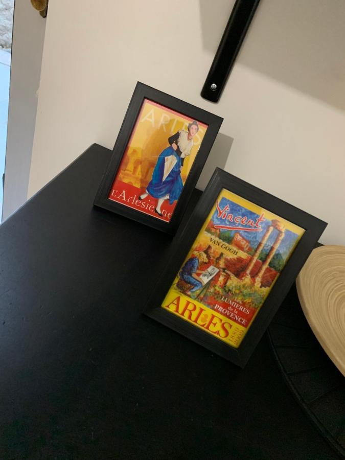 Studio au cœur de la ville d’Arles Extérieur photo